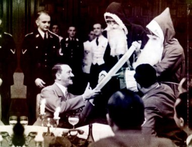 Η περίτεχνη προπαγάνδα του Χίτλερ να εξαφανίσει το Χριστό, τον Άγιο Βασίλη και τα χριστουγεννιάτικα στολίδια (φωτό)